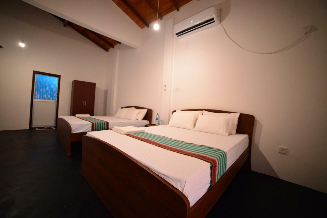 Hotel Tamarind Blue Tangalle Esterno foto