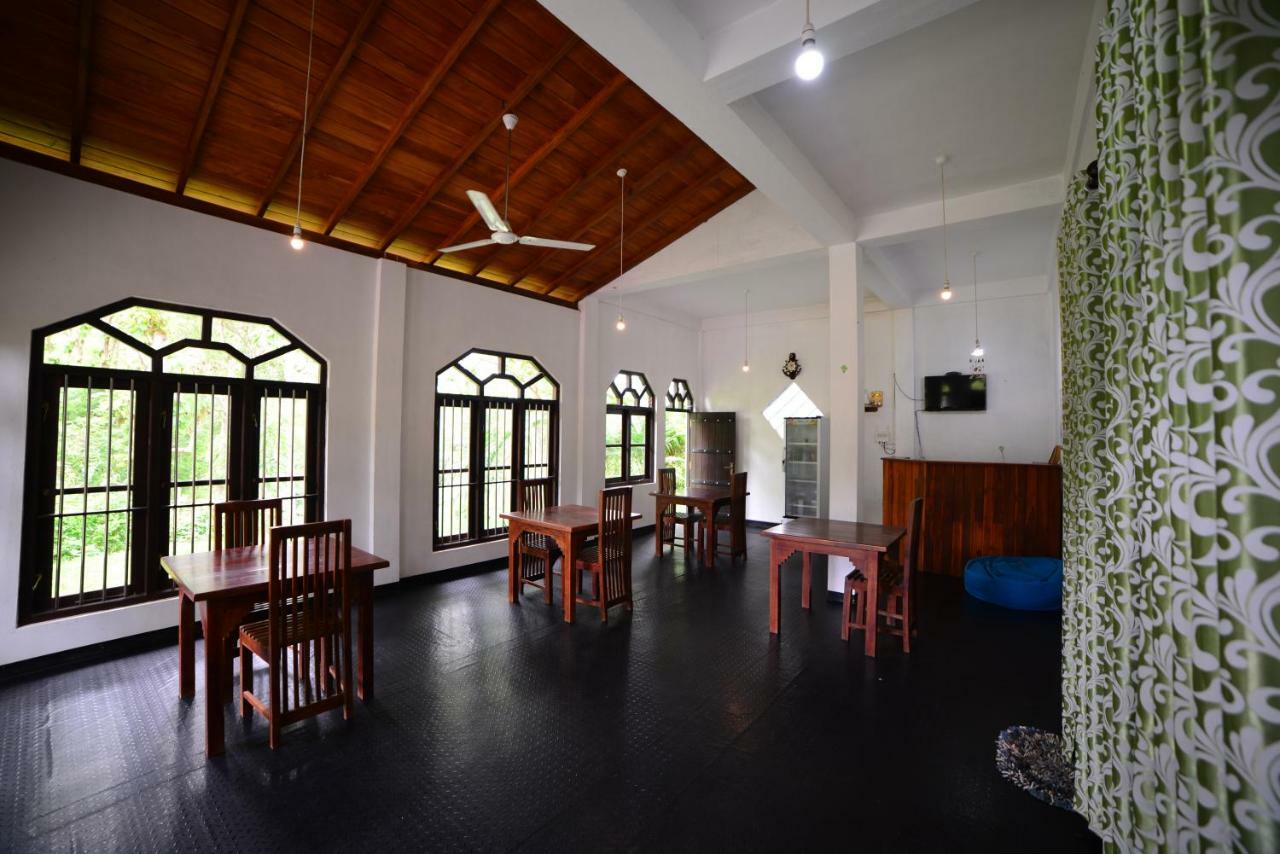 Hotel Tamarind Blue Tangalle Esterno foto